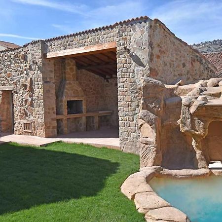Casa Rural La Cueva Del Agua Fuentetoba Kültér fotó